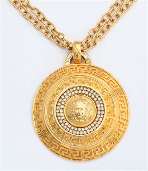 medaglioni argento versace|Versace Medallion .